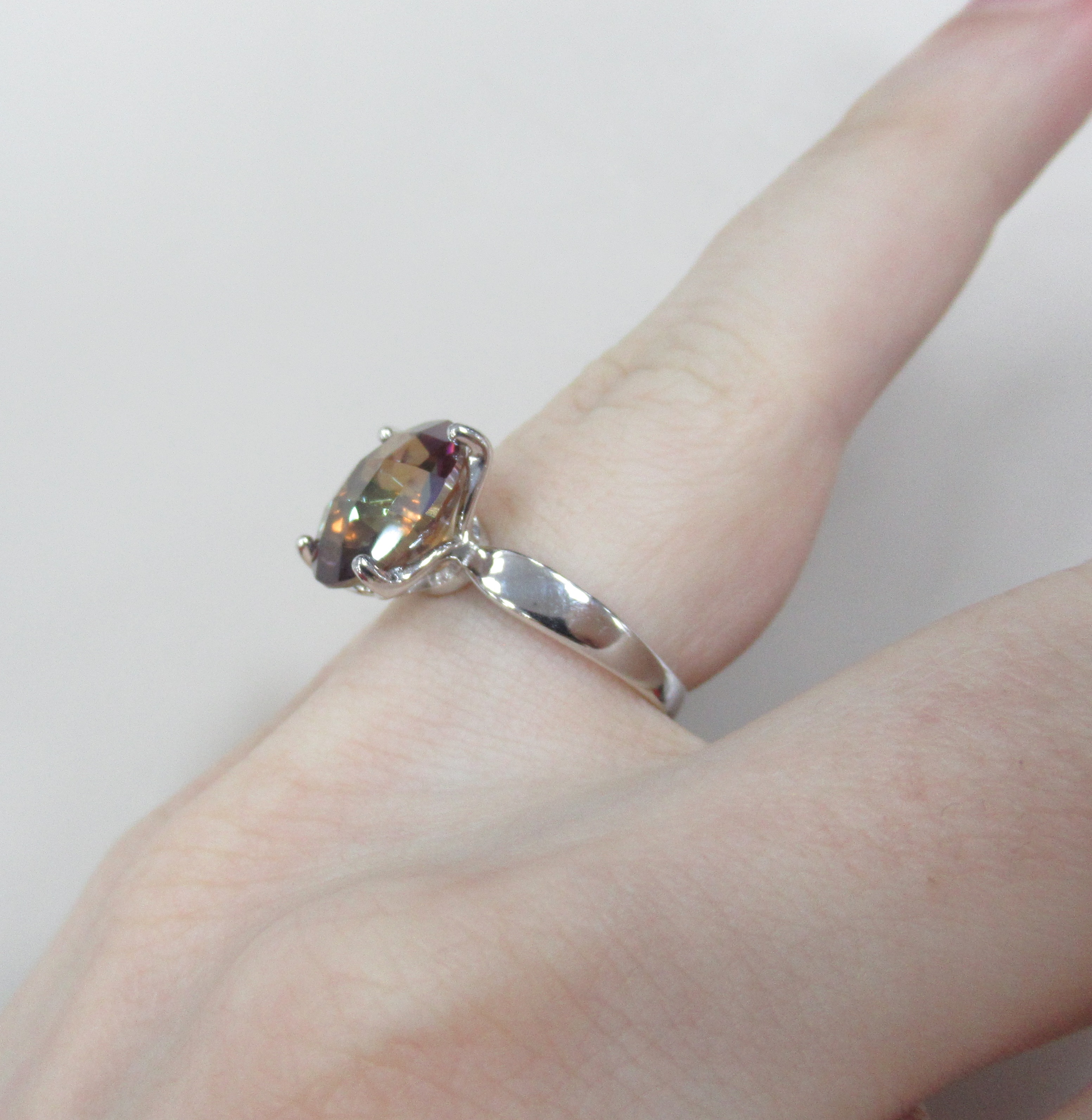 Серебряное кольцо с горным хрусталем